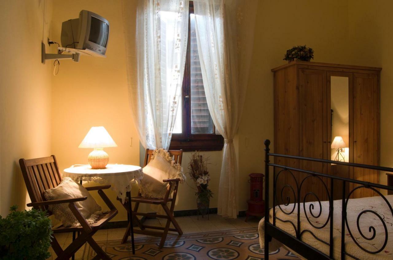 Hotel Il Giglio D'Oro Florenz Exterior foto